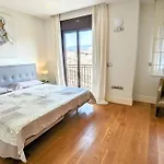Βίλα 2 Bedroom With Heated Pool